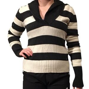 NWT American Eagle Angora Rabbit Hair Blend Black White Striped Sweater size XL